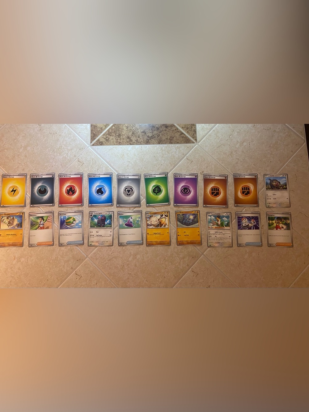 20 Pokemon Assortment Trading Card Set!